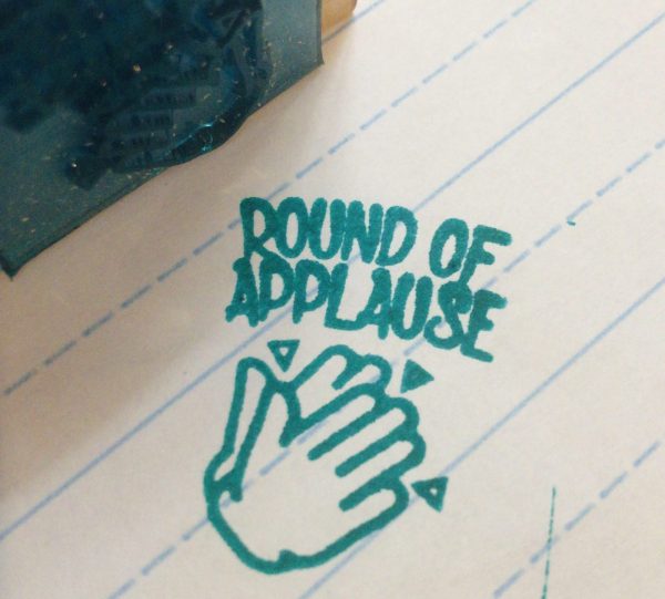 3cmx3cm wooden block - Round of applause