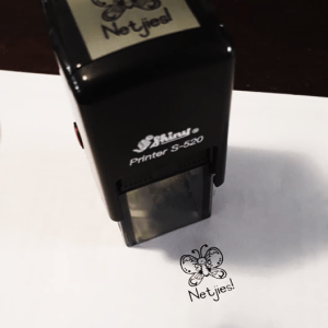 2cmx2cm Self-inking Stamp - Netjiese werk skoenlapper