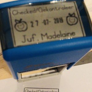 - Apples 24mmx41mm adjustable date stamp