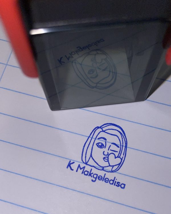 Heart kiss emoji - 2cmx2cm self inking stamp