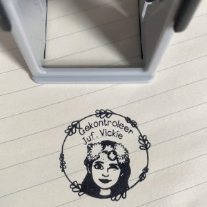 Bitmoji - 32mmx32mm self inking stamp