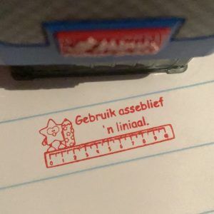 Gebruik asseblief n liniaal - 14mmx38mm self inking stamp