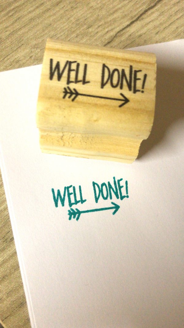 Well done - 3cmx3cm wooden stamp