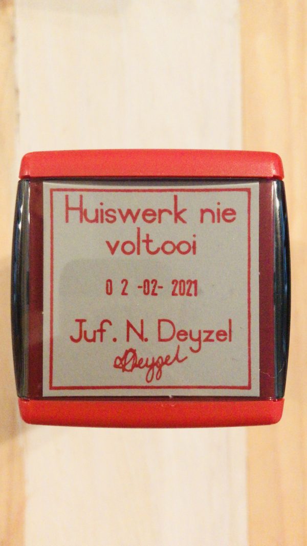 Huiswerk nie voltooi - 42mmx42mm dater