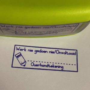 Ouerhandtekening  - 18mmx47mm self inking stamp