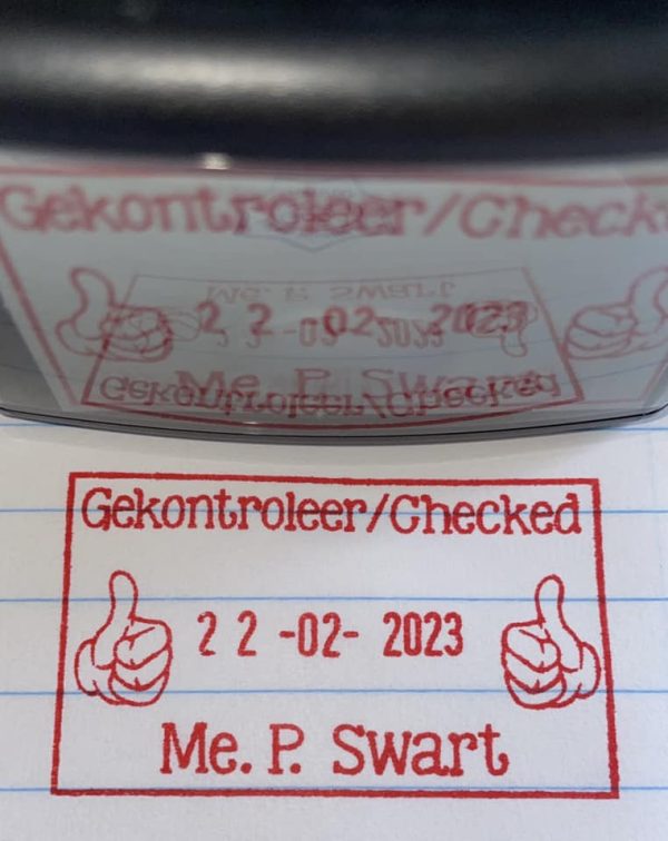 30mmx50mm adjustable date stamp - Thumbs with name