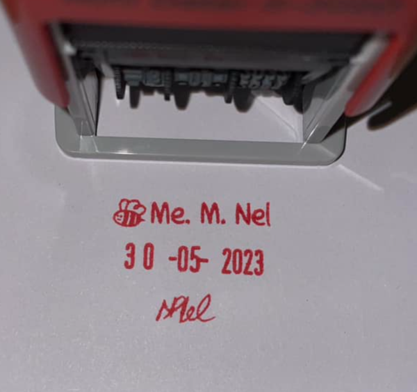 S302 18mmx25mm adjustable date stamp (Short wording only – Text size above date 5mm/Text size beneath date 5mm)