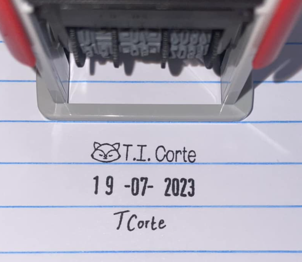 S302 18mmx25mm adjustable date stamp (Short wording only – Text size above date 5mm/Text size beneath date 5mm)