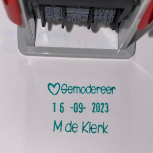 S302 18mmx25mm adjustable date stamp (Short wording only – Text size above date 5mm/Text size beneath date 5mm)
