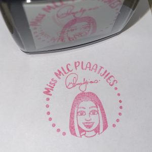 32mmx32mm bitmoji self inking stamp