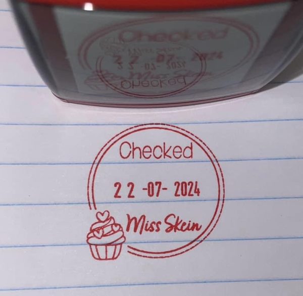 32mmx32mm adjustable date stamps - Cupcake