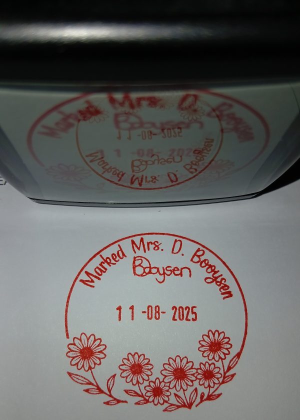 Daisy 42mmx42mm adjustable date stamp - Image 2